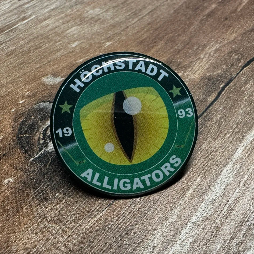 PIN mit Befestigung und Alligators Logo